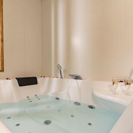 Bali Chic Apartman Villenave-dʼOrnon Kültér fotó